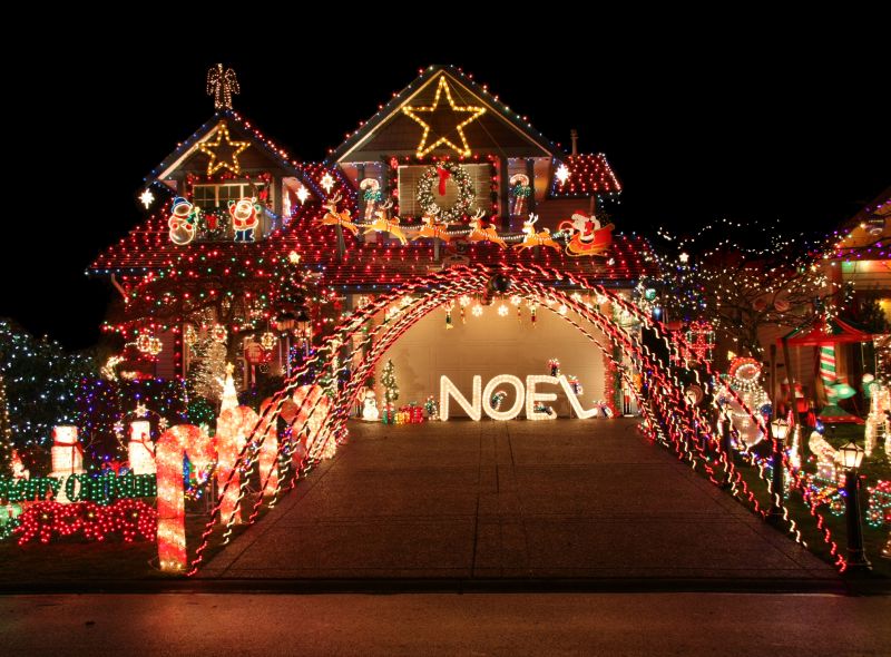 Christmas Lights Installation in Alpharetta, GA